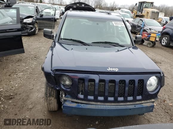 ✅ 2015 Jeep Patriot Sport • VIN: 1C4NJPAA3FD213769 • Lot: 80824284. Listed on Copart with 220,832 mi. Free auction sales archive from the USA and detailed vehicle history report at DreamBid. Image 5.
