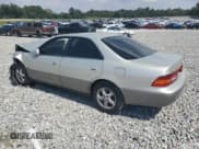 ✅ 1998 Lexus ES 300 • VIN: JT8BF28GXW5024000 • Лот: 81524335. Опубликован ранее на Copart с пробегом 247 250 миль. Бесплатный доступ к архиву аукционных продаж из США и подробный отчёт об истории автомобиля на DreamBid. Изображение 2.