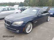 ✅ 2012 BMW 7 Series 750Li • VIN: WBAKB8C52CC964611 • Lot: 43354090. Wystawiony na IAAI z przebiegiem 133 743 mil. Bezpłatny archiwum sprzedaży aukcyjnych z USA i szczegółowy raport historii pojazdu na DreamBid. Zdjęcie 2.