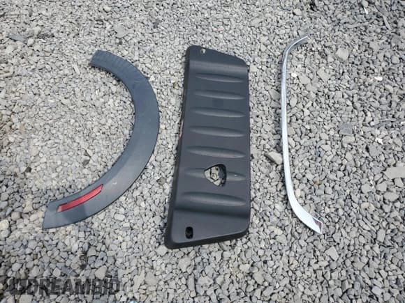 ✅ 2012 MINI Convertible S • VIN: WMWZP3C5XCT250227 • Lot: 68449005. Wystawiony na Copart z przebiegiem 123 475 mil. Bezpłatny archiwum sprzedaży aukcyjnych z USA i szczegółowy raport historii pojazdu na DreamBid. Zdjęcie 12.