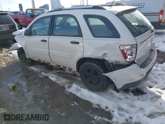 ✅ 2008 Chevrolet Equinox LS • VIN: 2CNDL13F686345885 • Lot: 41357726. Listed on IAAI with 184,562 mi. Free auction sales archive from the USA and detailed vehicle history report at DreamBid. Image 3.