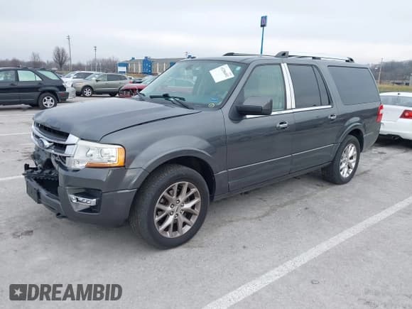 ✅ 2015 Ford Expedition Max Limited • VIN: 1FMJK2ATXFEF31880 • Lot: 41206492. Wystawiony na IAAI z przebiegiem 188 699 mil. Bezpłatny archiwum sprzedaży aukcyjnych z USA i szczegółowy raport historii pojazdu na DreamBid. Zdjęcie 17.