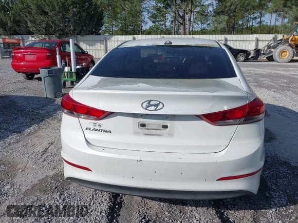 ✅ 2017 Hyundai Elantra Limited • VIN: 5NPD84LF7HH120281 • Lot: 43758498. Listed on IAAI with 188,618 mi. Free auction sales archive from the USA and detailed vehicle history report at DreamBid. Image 16.