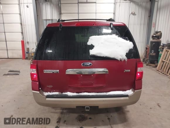 ✅ 2014 Ford Expedition Max King Ranch • VIN: 1FMJK1J57EEF49280 • Lot: 43840778. Wystawiony na IAAI z przebiegiem 290 381 mil. Bezpłatny archiwum sprzedaży aukcyjnych z USA i szczegółowy raport historii pojazdu na DreamBid. Zdjęcie 16.