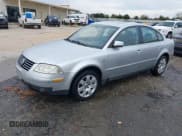 ✅ 2002 Volkswagen Passat GLX • VIN: WVWTH63B22P356725 • Lot: 43800655. Listed on IAAI with 176,477 mi. Free auction sales archive from the USA and detailed vehicle history report at DreamBid. Image 2.