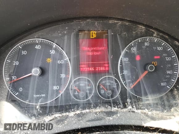 ✅ 2008 Volkswagen Rabbit S • VIN: WVWAA71KX8W157456 • Lot: 56331275. Wystawiony na Copart z przebiegiem 173 146 mil. Bezpłatny archiwum sprzedaży aukcyjnych z USA i szczegółowy raport historii pojazdu na DreamBid. Zdjęcie 9.