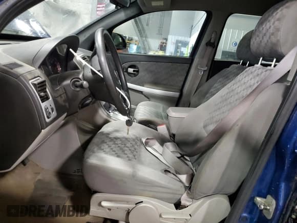 ✅ 2008 Chevrolet Equinox LS • VIN: 2CNDL13F286063999 • Lot: 69774044. Wystawiony na Copart z przebiegiem 217 402 mil. Bezpłatny archiwum sprzedaży aukcyjnych z USA i szczegółowy raport historii pojazdu na DreamBid. Zdjęcie 7.