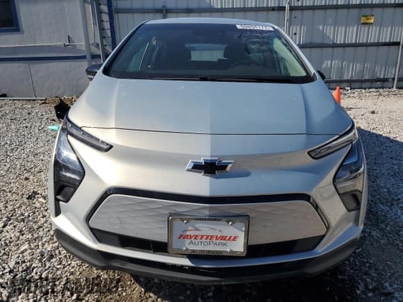 ✅ 2023 Chevrolet Bolt EV 1LT • VIN: 1G1FW6S07P4160283 • Lot: 62482894. Wystawiony na Copart z przebiegiem 16 948 mil. Bezpłatny archiwum sprzedaży aukcyjnych z USA i szczegółowy raport historii pojazdu na DreamBid. Zdjęcie 5.
