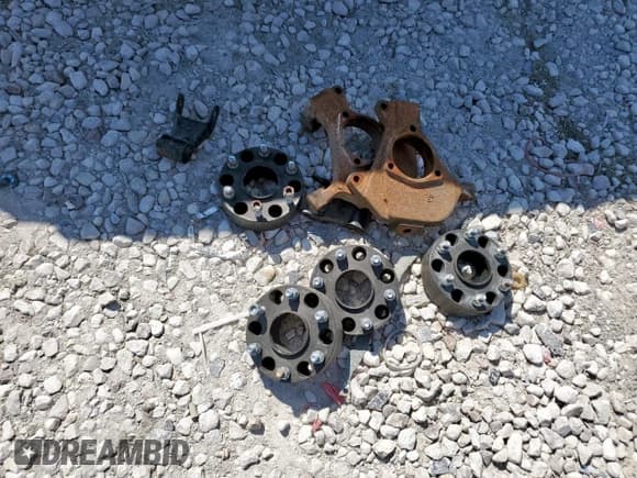 ✅ 2003 Chevrolet Silverado 1500 LS • VIN: 2GCEC19V831171511 • Lot: 85601245. Listed on Copart with 149,444 mi. Free auction sales archive from the USA and detailed vehicle history report at DreamBid. Image 12.