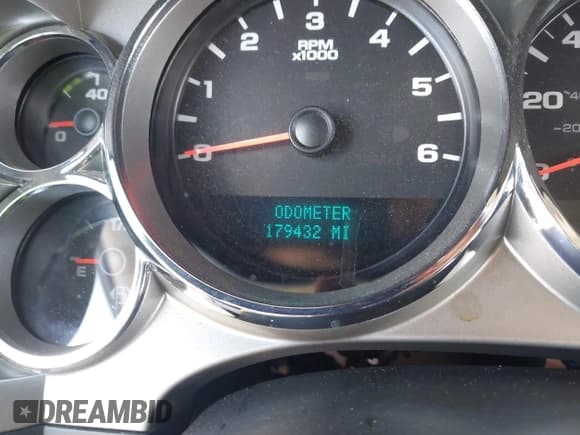 ✅ 2012 GMC Sierra 1500 SLE • VIN: 1GTR2VE74CZ120680 • Lot: 43092078. Wystawiony na IAAI z przebiegiem 179 432 mil. Bezpłatny archiwum sprzedaży aukcyjnych z USA i szczegółowy raport historii pojazdu na DreamBid. Zdjęcie 14.