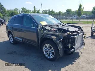 ✅ 2019 Audi Q7 Premium • VIN: WA1AHAF72KD014706 • Lot: 42568441. Wystawiony na IAAI z przebiegiem 43 763 mil. Bezpłatny archiwum sprzedaży aukcyjnych z USA i szczegółowy raport historii pojazdu na DreamBid. Zdjęcie 1.