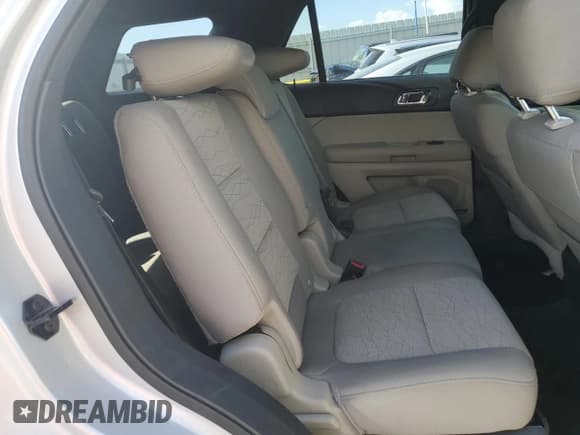 ✅ 2015 Ford Explorer • VIN: 1FM5K7B88FGC28545 • Lot: 62856845. Listed on Copart with 81,926 mi. Free auction sales archive from the USA and detailed vehicle history report at DreamBid. Image 11.