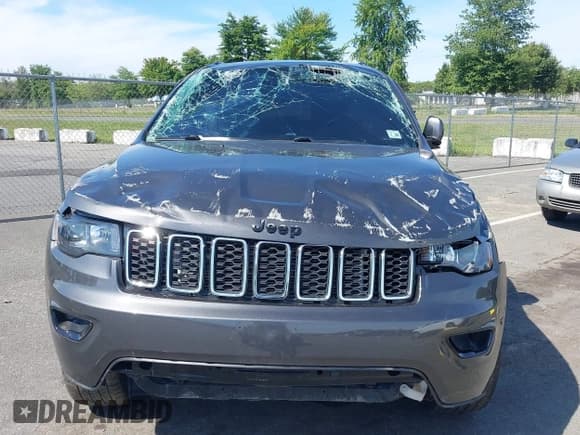 ✅ 2019 Jeep Grand Cherokee Upland • VIN: 1C4RJFAG1KC771703 • Lot: 43091265. Listed on IAAI with 110,345 mi. Free auction sales archive from the USA and detailed vehicle history report at DreamBid. Image 12.