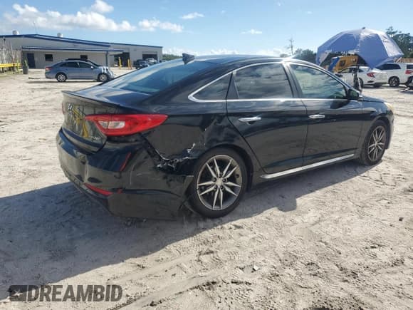 ✅ 2015 Hyundai Sonata Sport • VIN: 5NPE34AB6FH102726 • Lot: 81548055. Wystawiony na Copart z przebiegiem 166 859 mil. Bezpłatny archiwum sprzedaży aukcyjnych z USA i szczegółowy raport historii pojazdu na DreamBid. Zdjęcie 3.