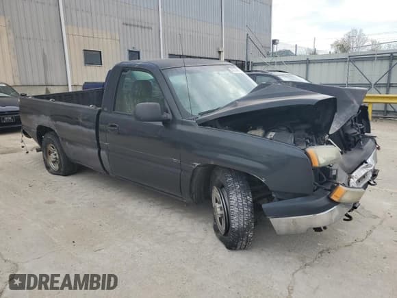 ✅ 2003 Chevrolet Silverado 1500 Work Truck • VIN: 1GCEC14T53E356913 • Лот: 50734644. Опубликован ранее на Copart с пробегом 233 008 миль. Бесплатный доступ к архиву аукционных продаж из США и подробный отчёт об истории автомобиля на DreamBid. Изображение 4.