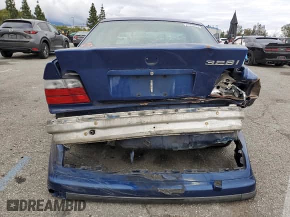 1997 BMW 3 Series z VIN WBACD3322VAV21297, wystawiony jako Copart lot #43254895 z przebiegiem Nie podano mil oraz Szkoda całkowita • Salvage title. Historia ofert i sprzedaży dostępna na DreamBid. Obrazek 6.