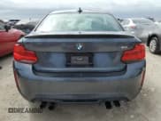 ✅ 2018 BMW M2 • VIN: WBS1J5C58JVD36694 • Lot: 74334124. Wystawiony na Copart z przebiegiem Nie podano. Bezpłatny archiwum sprzedaży aukcyjnych z USA i szczegółowy raport historii pojazdu na DreamBid. Zdjęcie 6.