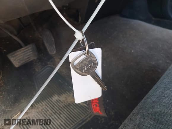 ✅ 1999 Chevrolet S-10 LS • VIN: 1GCCS14X4XK233625 • Лот: 42299475. Опубликован ранее на IAAI с пробегом 201 717 миль. Бесплатный доступ к архиву аукционных продаж из США и подробный отчёт об истории автомобиля на DreamBid. Изображение 11.