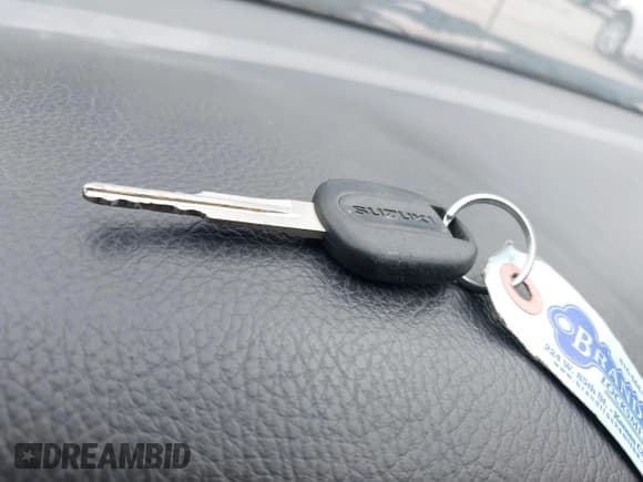 ✅ 2007 Suzuki Forenza • VIN: KL5JD56Z97K497498 • Лот: 39537416. Опубликован ранее на IAAI с пробегом 228 740 миль. Бесплатный доступ к архиву аукционных продаж из США и подробный отчёт об истории автомобиля на DreamBid. Изображение 11.