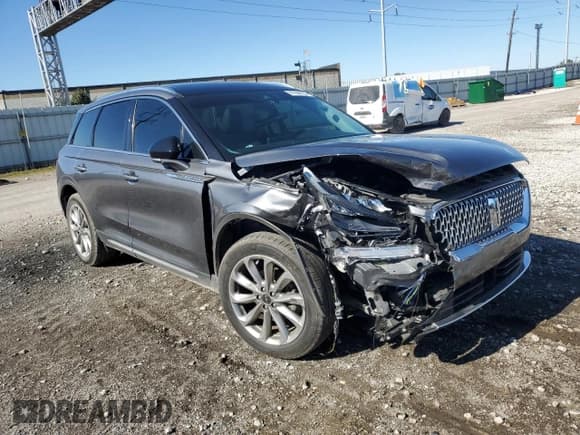 ✅ 2022 Lincoln Corsair Standard • VIN: 5LMCJ1C98NUL19097 • Лот: 87208735. Опубликован ранее на Copart с пробегом 23 369 миль. Бесплатный доступ к архиву аукционных продаж из США и подробный отчёт об истории автомобиля на DreamBid. Изображение 4.