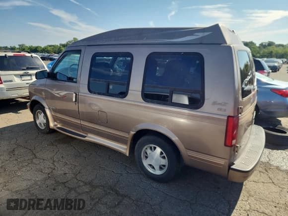 ✅ 1998 Chevrolet Astro Cargo YF7 • VIN: 1GBDM19W5WB132062 • Лот: 67869455. Опубликован ранее на Copart с пробегом Не указан. Бесплатный доступ к архиву аукционных продаж из США и подробный отчёт об истории автомобиля на DreamBid. Изображение 2.