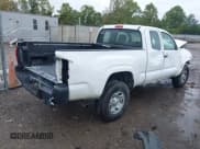 ✅ 2018 Toyota Tacoma SR • VIN: 5TFRX5GN1JX113093 • Lot: 43399121. Wystawiony na IAAI z przebiegiem 158 006 mil. Bezpłatny archiwum sprzedaży aukcyjnych z USA i szczegółowy raport historii pojazdu na DreamBid. Zdjęcie 4.