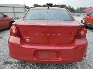 ✅ 2013 Dodge Avenger SXT • VIN: 1C3CDZCB4DN624884 • Lot: 82004604. Wystawiony na Copart z przebiegiem 284 390 mil. Bezpłatny archiwum sprzedaży aukcyjnych z USA i szczegółowy raport historii pojazdu na DreamBid. Zdjęcie 6.