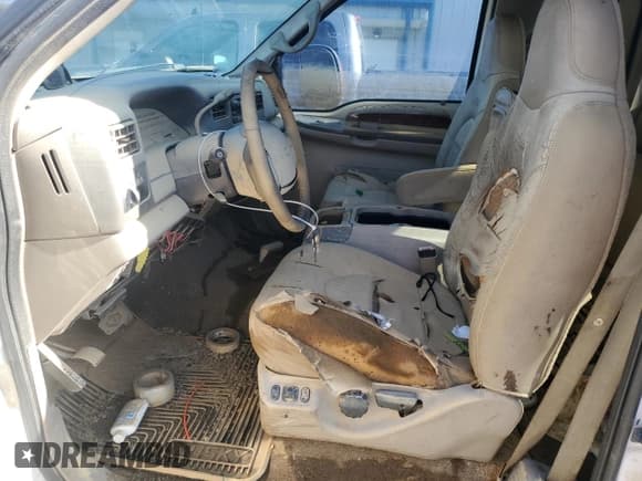 ✅ 2000 Ford F-250 XL • VIN: 1FTNX20L3YEE20339 • Lot: 56939445. Listed on Copart with Not provided. Free auction sales archive from the USA and detailed vehicle history report at DreamBid. Image 7.