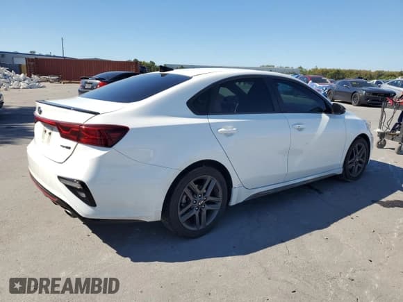 ✅ 2021 Kia Forte GT-Line • VIN: 3KPF34AD5ME355558 • Лот: 92435465. Опубликован ранее на Copart с пробегом 76 489 миль. Бесплатный доступ к архиву аукционных продаж из США и подробный отчёт об истории автомобиля на DreamBid. Изображение 3.