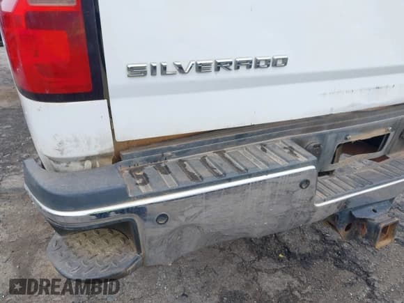 ✅ 2019 Chevrolet Silverado 2500HD Work Truck • VIN: 2GC2CREG2K1226543 • Lot: 42174597. Listed on IAAI with 168,676 mi. Free auction sales archive from the USA and detailed vehicle history report at DreamBid. Image 19.