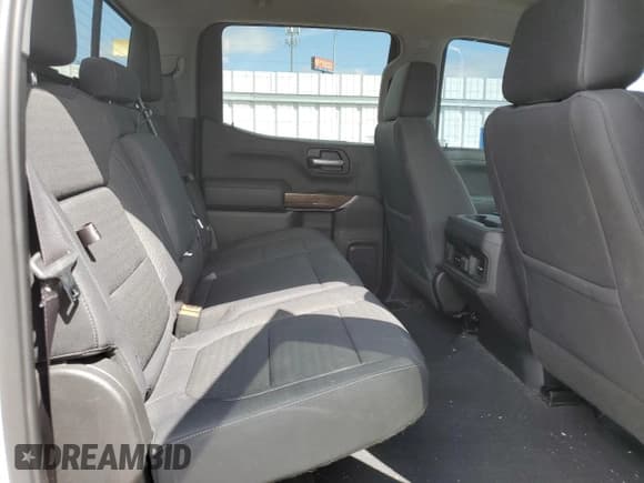 ✅ 2019 Chevrolet Silverado 1500 LT Trail Boss • VIN: 3GCPYFED6KG144141 • Lot: 66361384. Wystawiony na Copart z przebiegiem 85 083 mil. Bezpłatny archiwum sprzedaży aukcyjnych z USA i szczegółowy raport historii pojazdu na DreamBid. Zdjęcie 10.