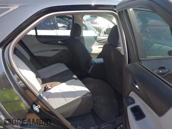 ✅ 2022 Chevrolet Equinox LS • VIN: 2GNAXFEV3N6116953 • Lot: 43184179. Wystawiony na IAAI z przebiegiem 142 651 mil. Bezpłatny archiwum sprzedaży aukcyjnych z USA i szczegółowy raport historii pojazdu na DreamBid. Zdjęcie 8.