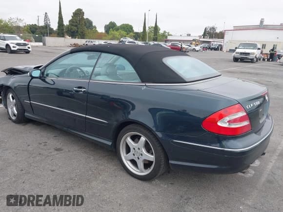 ✅ 2004 Mercedes-Benz CLK 500 • VIN: WDBTK75GX4T018241 • Lot: 42174828. Listed on IAAI with 78,234 mi. Free auction sales archive from the USA and detailed vehicle history report at DreamBid. Image 3.