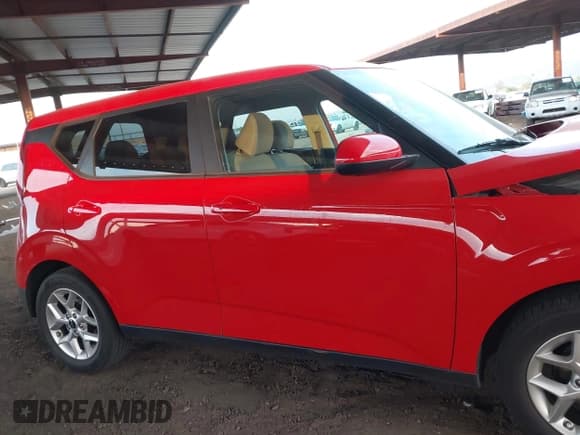 ✅ 2022 Kia Soul LX • VIN: KNDJ23AU4N7173178 • Лот: 42762292. Опубликован ранее на IAAI с пробегом 42 302 миль. Бесплатный доступ к архиву аукционных продаж из США и подробный отчёт об истории автомобиля на DreamBid. Изображение 13.