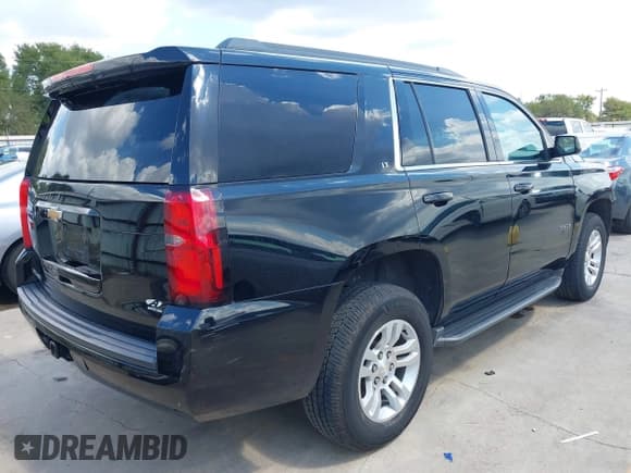 ✅ 2018 Chevrolet Tahoe LT • VIN: 1GNSCBKC3JR163152 • Lot: 43130427. Listed on IAAI with 122,947 mi. Free auction sales archive from the USA and detailed vehicle history report at DreamBid. Image 4.