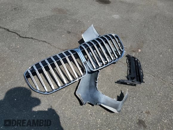 ✅ 2020 BMW 7 Series 740i xDrive • VIN: WBA7T4C00LCD35576 • Лот: 68271555. Опубликован ранее на Copart с пробегом 34 886 миль. Бесплатный доступ к архиву аукционных продаж из США и подробный отчёт об истории автомобиля на DreamBid. Изображение 12.