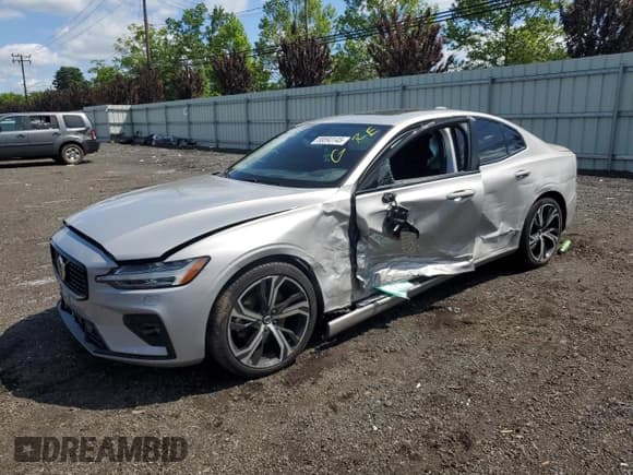 ✅ 2024 Volvo S60 Core Dark Theme • VIN: 7JRL12TK5RG324263 • Lot: 58593145. Listed on Copart with 17,415 mi. Free auction sales archive from the USA and detailed vehicle history report at DreamBid. Image 1.