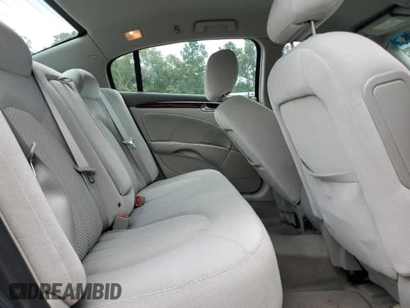 ✅ 2011 Buick Lucerne CX • VIN: 1G4HA5EM8BU105465 • Lot: 50837385. Wystawiony na Copart z przebiegiem 33 128 mil. Bezpłatny archiwum sprzedaży aukcyjnych z USA i szczegółowy raport historii pojazdu na DreamBid. Zdjęcie 10.