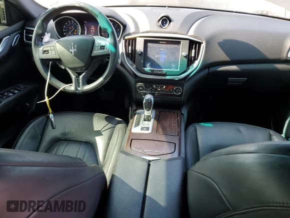 ✅ 2015 Maserati Ghibli S Q4 • VIN: ZAM57RTA6F1151787 • Лот: 90022995. Опубликован ранее на Copart с пробегом 71 805 миль. Бесплатный доступ к архиву аукционных продаж из США и подробный отчёт об истории автомобиля на DreamBid. Изображение 8.