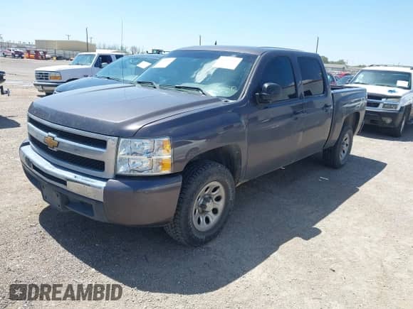 2010 Chevrolet Silverado 1500 LT z VIN 3GCRCSEA2AG192191, wystawiony jako IAAI lot #42695049 z przebiegiem 320 323 mil mil oraz . Historia ofert i sprzedaży dostępna na DreamBid. Obrazek 2.