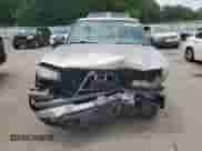 2004 Chevrolet Silverado 1500 LS z VIN 1GCEC14T54E186571, wystawiony jako Copart lot #60991645 z przebiegiem 308 569 mil mil oraz Szkoda całkowita • Salvage title. Historia ofert i sprzedaży dostępna na DreamBid. Obrazek 5.