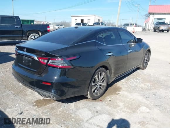 ✅ 2019 Nissan Maxima Platinum • VIN: 1N4AA6AV0KC365901 • Лот: 41473793. Опубликован ранее на IAAI с пробегом 137 772 миль. Бесплатный доступ к архиву аукционных продаж из США и подробный отчёт об истории автомобиля на DreamBid. Изображение 4.