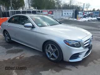 ✅ 2020 Mercedes-Benz E 350 • VIN: W1KZF8EBXLA827037 • Lot: 43868684. Wystawiony na IAAI z przebiegiem 45 918 mil. Bezpłatny archiwum sprzedaży aukcyjnych z USA i szczegółowy raport historii pojazdu na DreamBid. Zdjęcie 1.