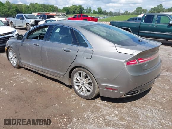 ✅ 2016 Lincoln MKZ Hybrid • VIN: 3LN6L2LU4GR630976 • Lot: 42160730. Wystawiony na IAAI z przebiegiem 244 723 mil. Bezpłatny archiwum sprzedaży aukcyjnych z USA i szczegółowy raport historii pojazdu na DreamBid. Zdjęcie 3.