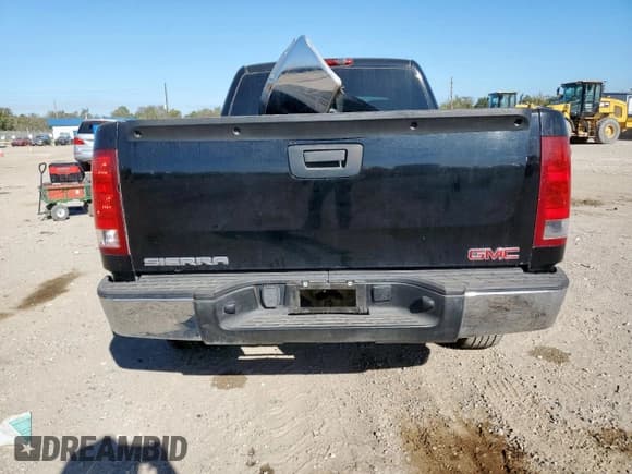 ✅ 2009 GMC Sierra 1500 SL • VIN: 1GTEC19C69Z274148 • Лот: 91084315. Опубликован ранее на Copart с пробегом 292 490 миль. Бесплатный доступ к архиву аукционных продаж из США и подробный отчёт об истории автомобиля на DreamBid. Изображение 6.