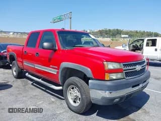 ✅ 2005 Chevrolet Silverado 2500HD LS • VIN: 1GCHK23U85F835517 • Lot: 42348998. Wystawiony na IAAI z przebiegiem 206 783 mil. Bezpłatny archiwum sprzedaży aukcyjnych z USA i szczegółowy raport historii pojazdu na DreamBid. Zdjęcie 1.