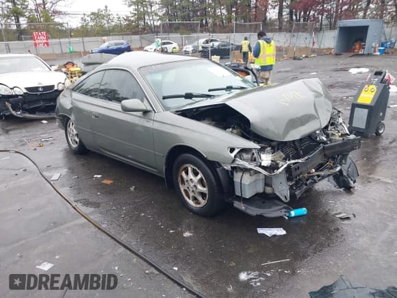 ✅ 2002 Toyota Solara SE • VIN: 2T1CE22P82C005007 • Lot: 43797622. Listed on IAAI with 174,464 mi. Free auction sales archive from the USA and detailed vehicle history report at DreamBid. Image 1.
