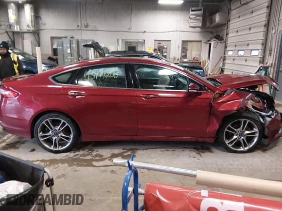 ✅ 2016 Ford Fusion Titanium • VIN: 3FA6P0D99GR111600 • Lot: 43717208. Wystawiony na IAAI z przebiegiem 142 754 mil. Bezpłatny archiwum sprzedaży aukcyjnych z USA i szczegółowy raport historii pojazdu na DreamBid. Zdjęcie 14.
