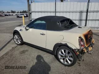 ✅ 2013 MINI Roadster S • VIN: WMWSY3C5XDT594642 • Lot: 88285875. Listed on Copart with 29,101 mi. Free auction sales archive from the USA and detailed vehicle history report at DreamBid. Image 2.