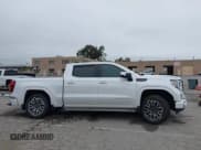 ✅ 2023 GMC Sierra 1500 Denali Ultimate • VIN: 1GTUUHEL2PZ298886 • Лот: 41976852. Опубликован ранее на IAAI с пробегом 15 586 миль. Бесплатный доступ к архиву аукционных продаж из США и подробный отчёт об истории автомобиля на DreamBid. Изображение 14.